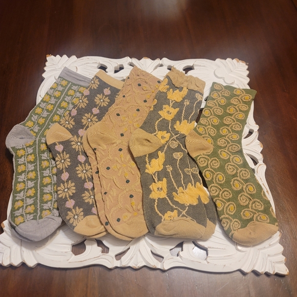 Women Floral Socks One Size / 5 pairs - Picture 8 of 9